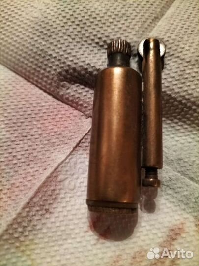 Винтажная зажигалка бензиновая