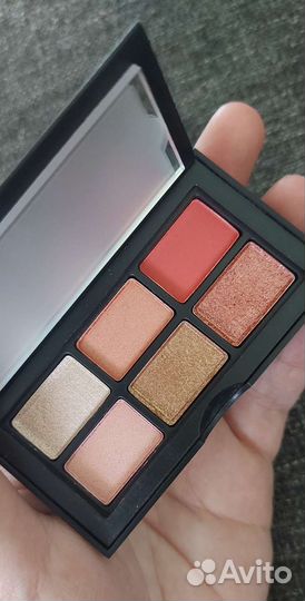 Тени для век Nars