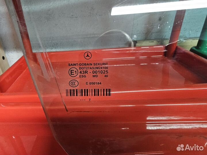 Стекла передние W211 Elegance