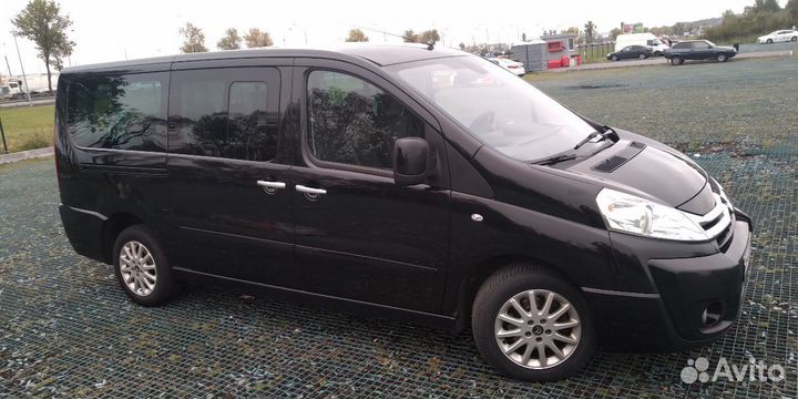 Микроавтобус с водителем