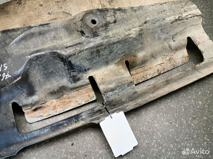 1482415 Экранная защита левая scania скания