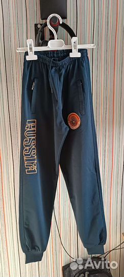 Спортивный костюм новый, размер 140
