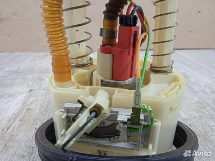 Насос топливный Ford Fiesta MK5 fxja 2007