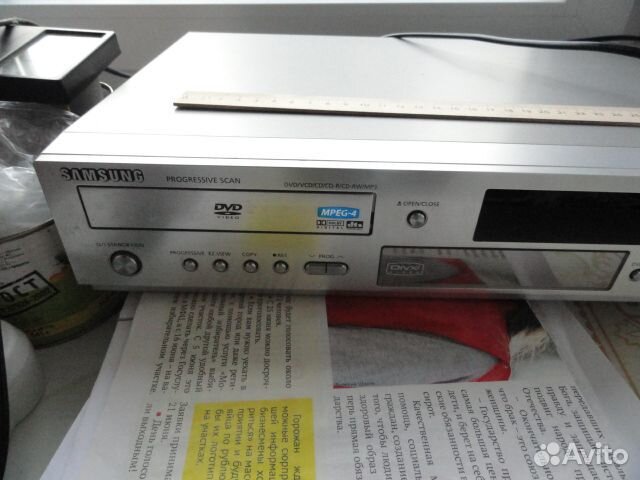 Видео-магнитофон Samsung V-8550K DVD и VHS, нераб