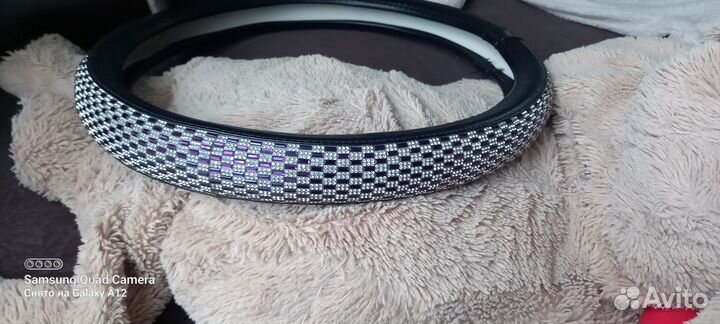 Оплётка со стразами на руль