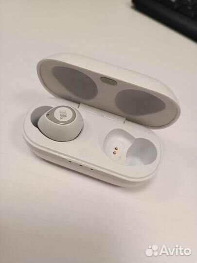 Беспроводные наушники jbl c100tws