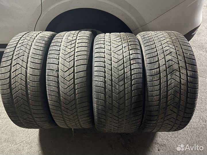 Pirelli Scorpion Winter 255/40 R21 и 295/35 R21 109W