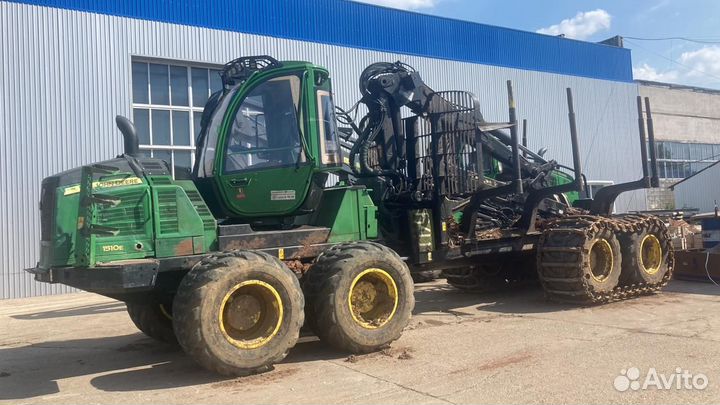 Форвардер John Deere 1510Е