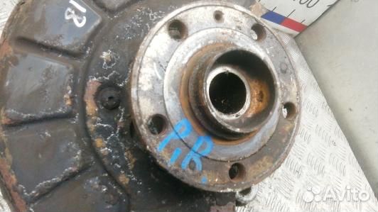 Ступица передняя правая volkswagen passat B6 (TEA1