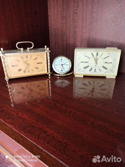 Настольные часы-будильник Слава, СССР