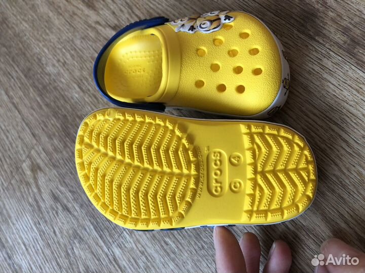 Детские шлепанцы crocs c4