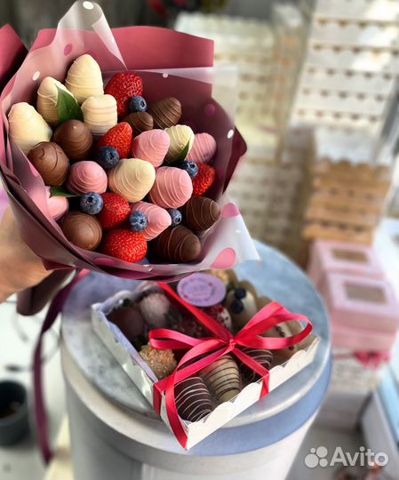 Клубничный букет