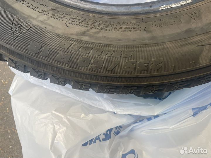 Michelin Latitude X-Ice 235/60 R18