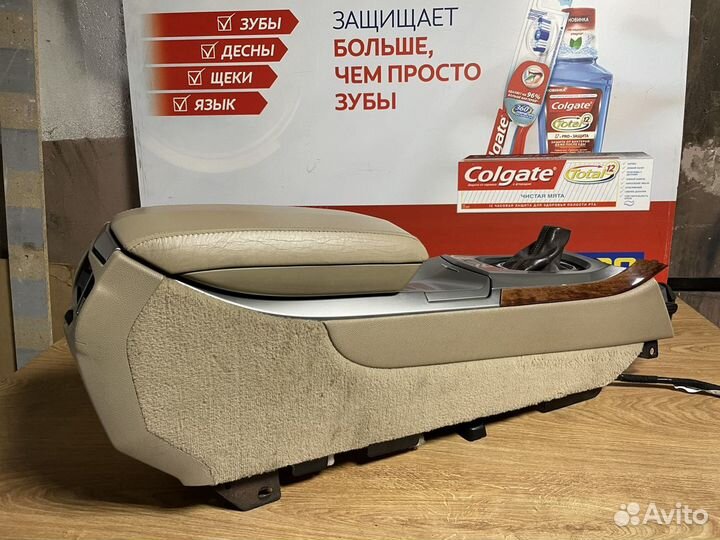 Центральная консоль в сборе Cadillac CTS 08-13