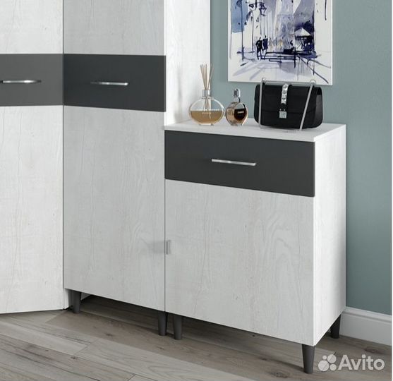 Тумба Прага 600