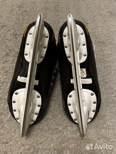 Коньки хоккейные Bauer 38,5