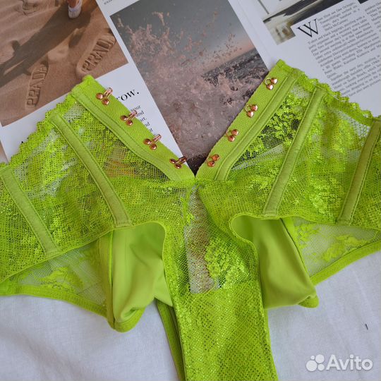 Трусы женские с сюрпризом XS 40 42 Rihanna