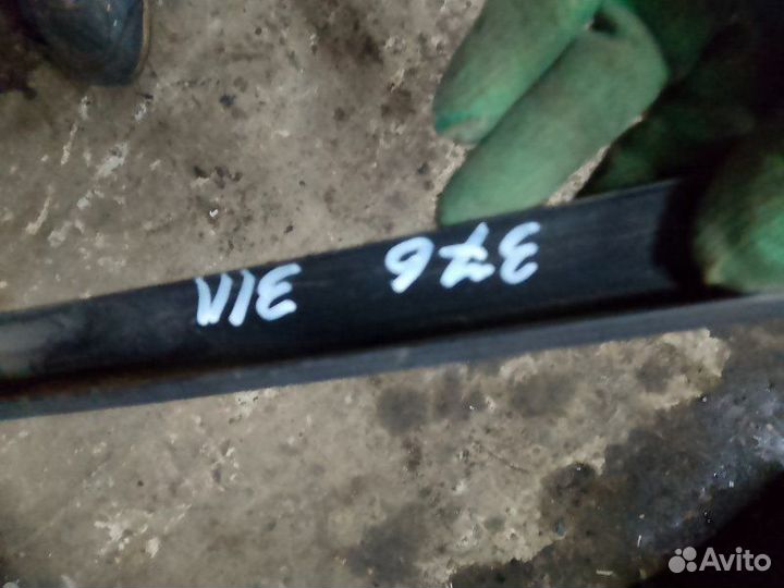 Уплотнитель двери задний левый Ford Focus 2 2