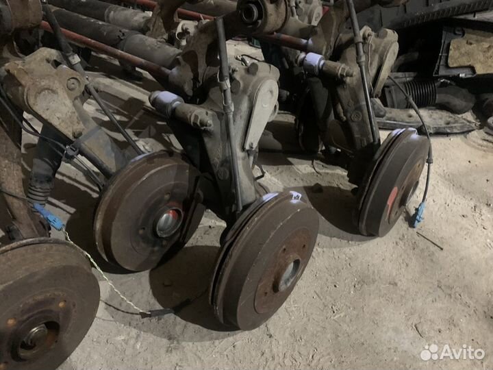 Балка подвески задняя peugeot 206 пежо 206