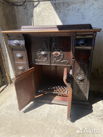 Редкая Швейная машинка зингер в корпусе Орех