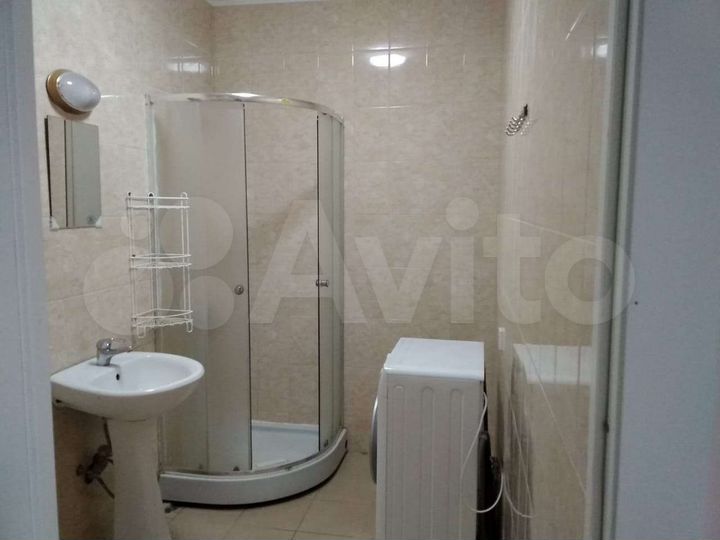 2-к. квартира, 55 м², 4/4 эт.