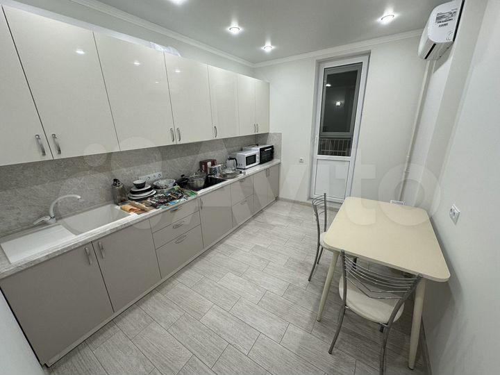 1-к. квартира, 56 м², 2/17 эт.