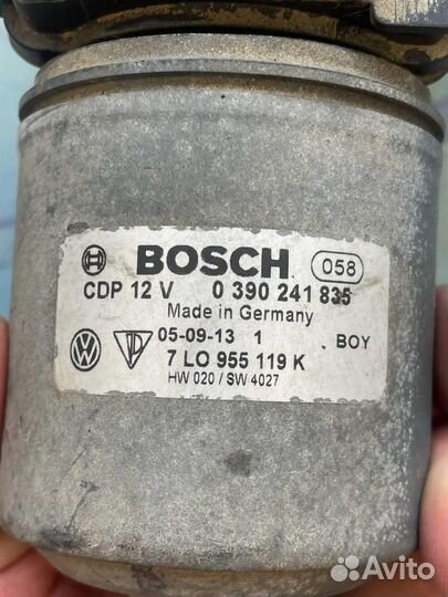 Моторчик стеклоочистителя передний 7L0955119K