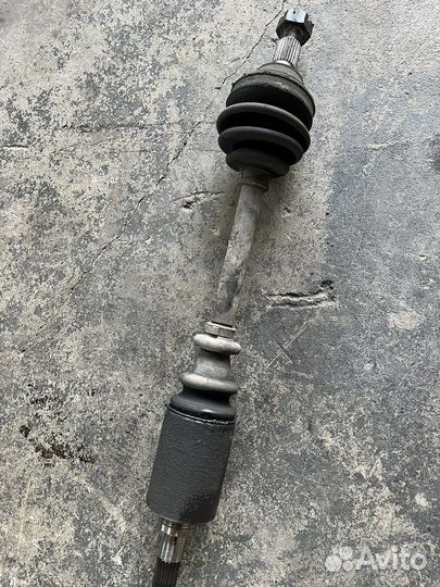 Привод левый на ситроен берлиго