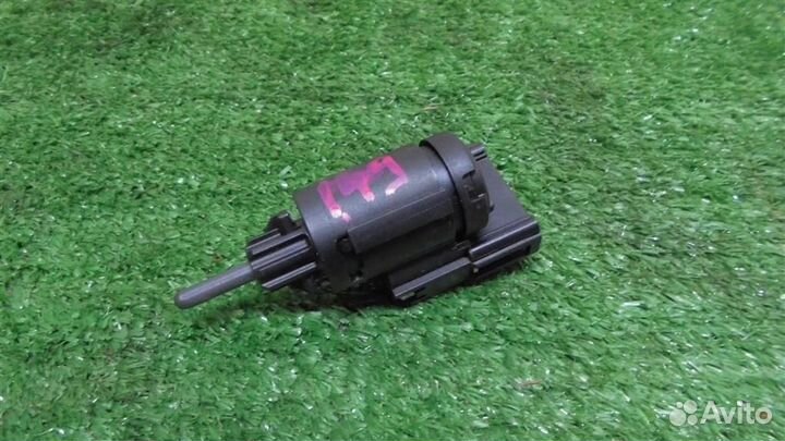 Датчик включения стопсигнала Audi Allroad quattro