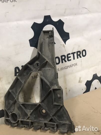 Крепление переднего левого крыла audi. A6. C6