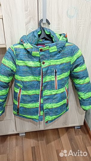 Куртка зимняя. Размер 122 см