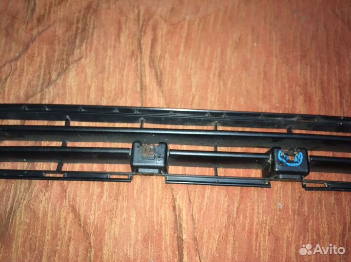 Решетка В Бампер Toyota 4Runner 05-09 / Hilux Surf