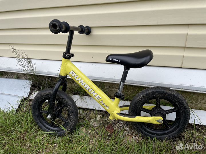 Беговел runbike желтый