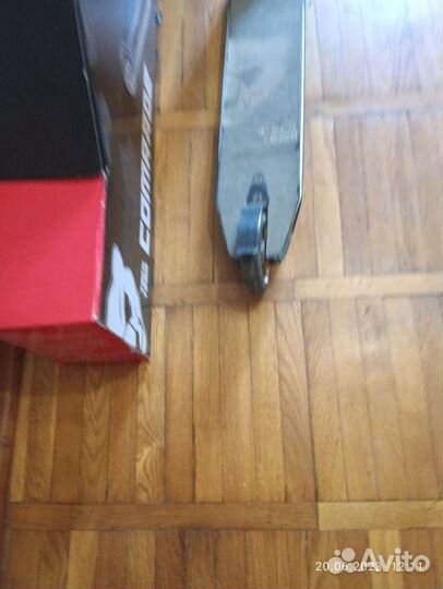 Трюковой самокат tech team comrade