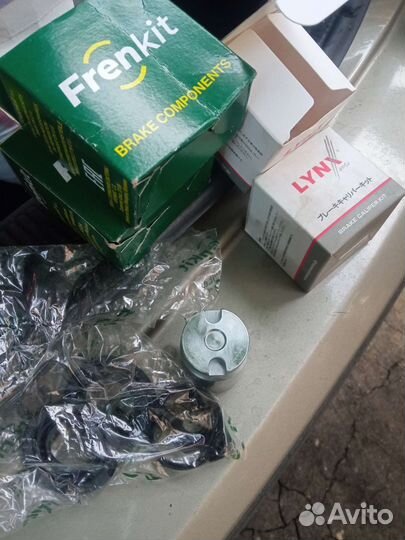 Поршень суппорта с рем комплектом 2 шт