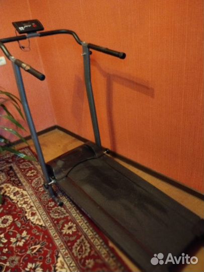 Беговая дорожка механическая