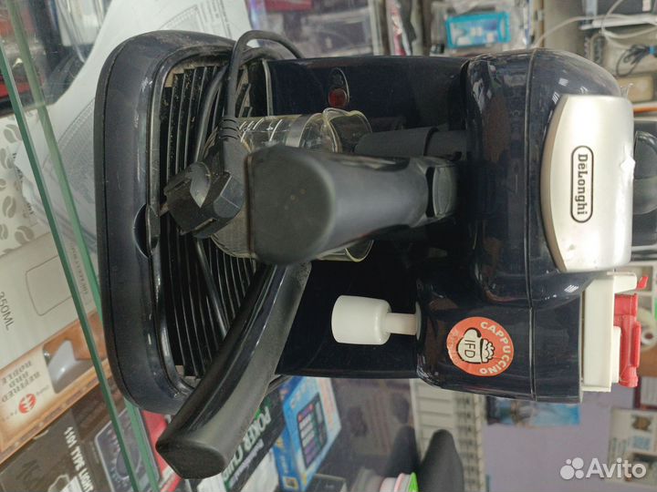 Кофеварка DeLonghi EC9