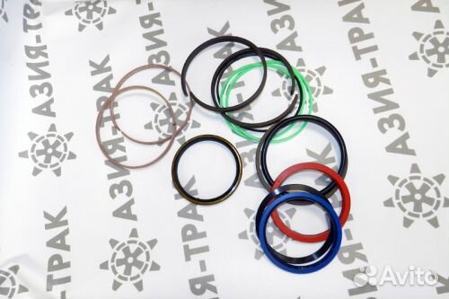 Ремкомплект гидроцилиндра стрелы Hitachi EX200LC-3