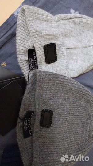 Шапки новые бренд