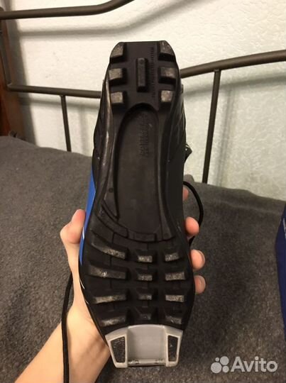 Лыжные ботинки