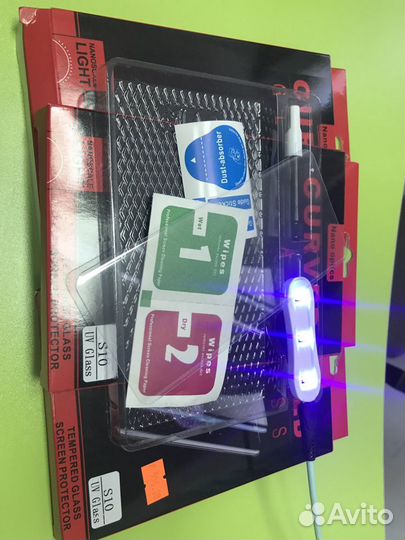 Защитное стекло samsung s10 с ультрофиолетовым кле