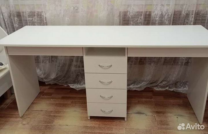 Стол