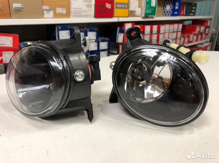 Противотуманная фара лев / прав Audi A4/ A6 /Q5