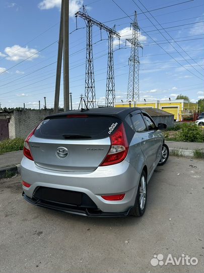 Hyundai Solaris 1.6 AT, 2011, 179 900 км