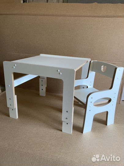 Стул и Стол детский. Новый