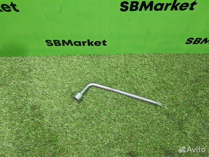 Ключ балонный Toyota Harrier MCU35 1MZ-FE 2003