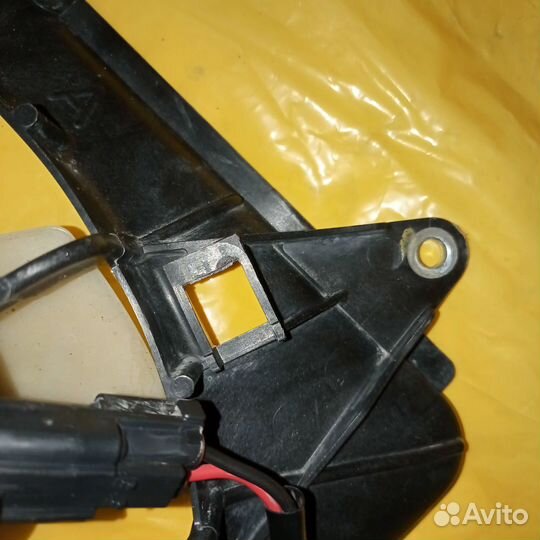 Диффузор Honda Fit 2008 38615RB1J51 GE