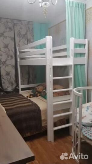 Детская кровать с лестницей