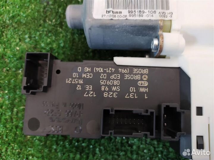 Мотор стеклоподъёмника передний правый Peugeot 40