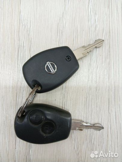 Замок зажигания Nissan Terrano